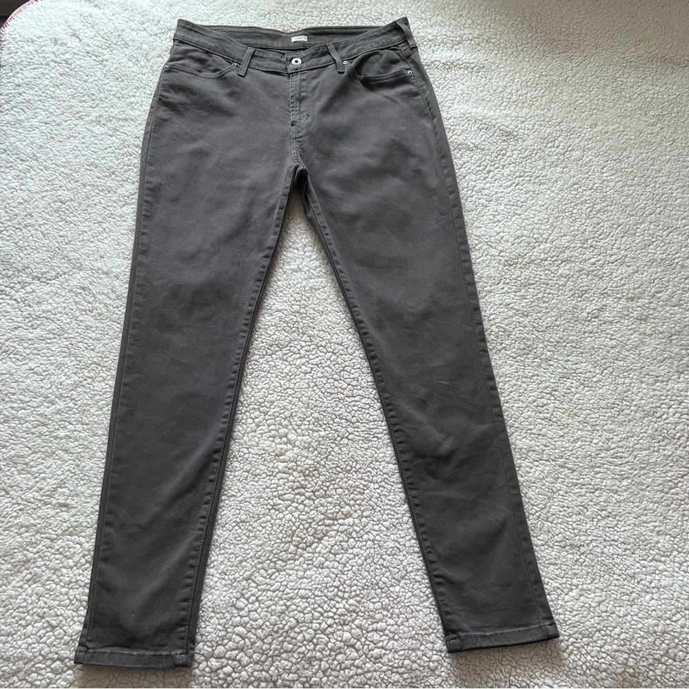 Levi's Women's Gray Skinny Jeans